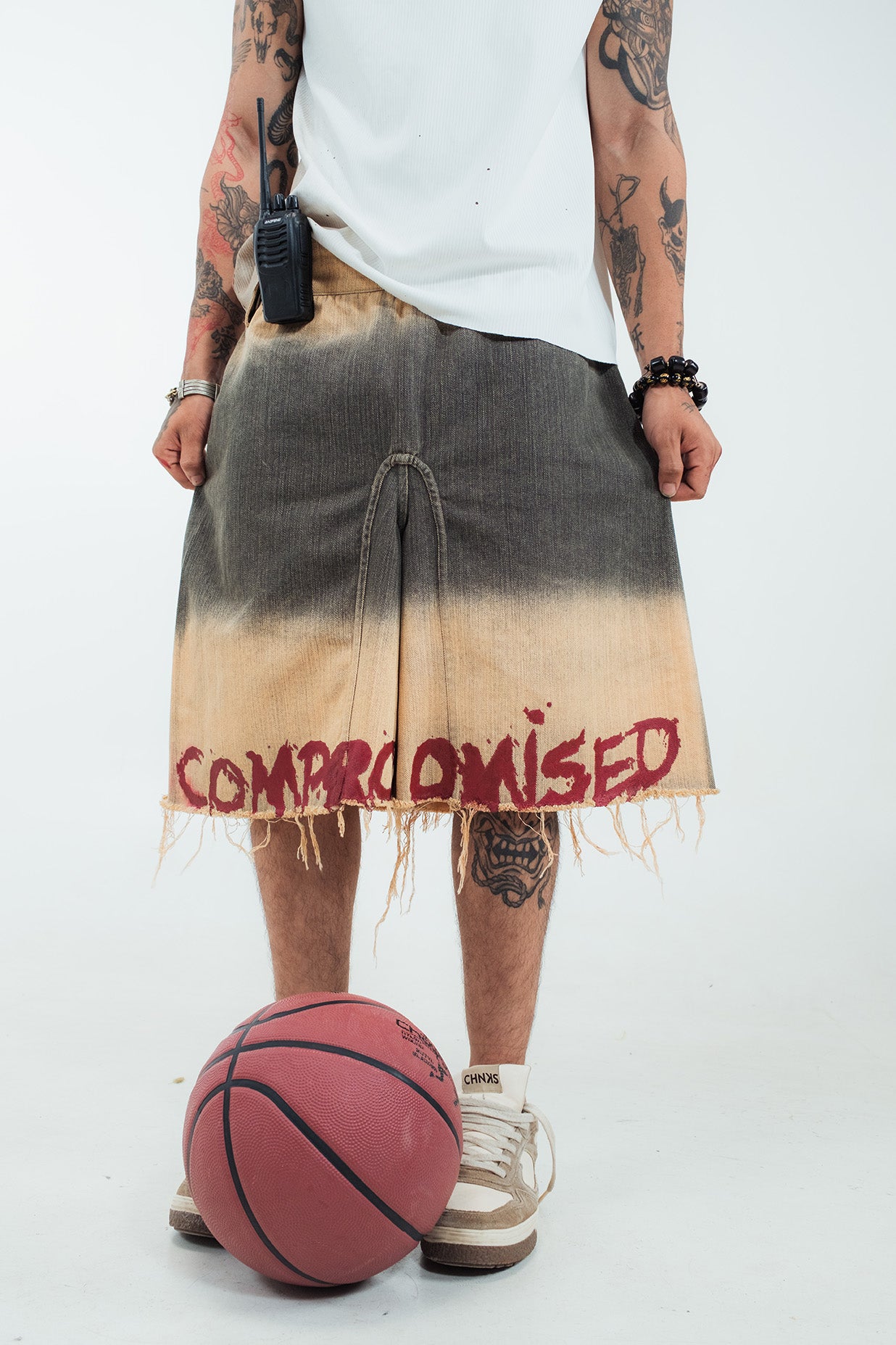 Compromized shorts