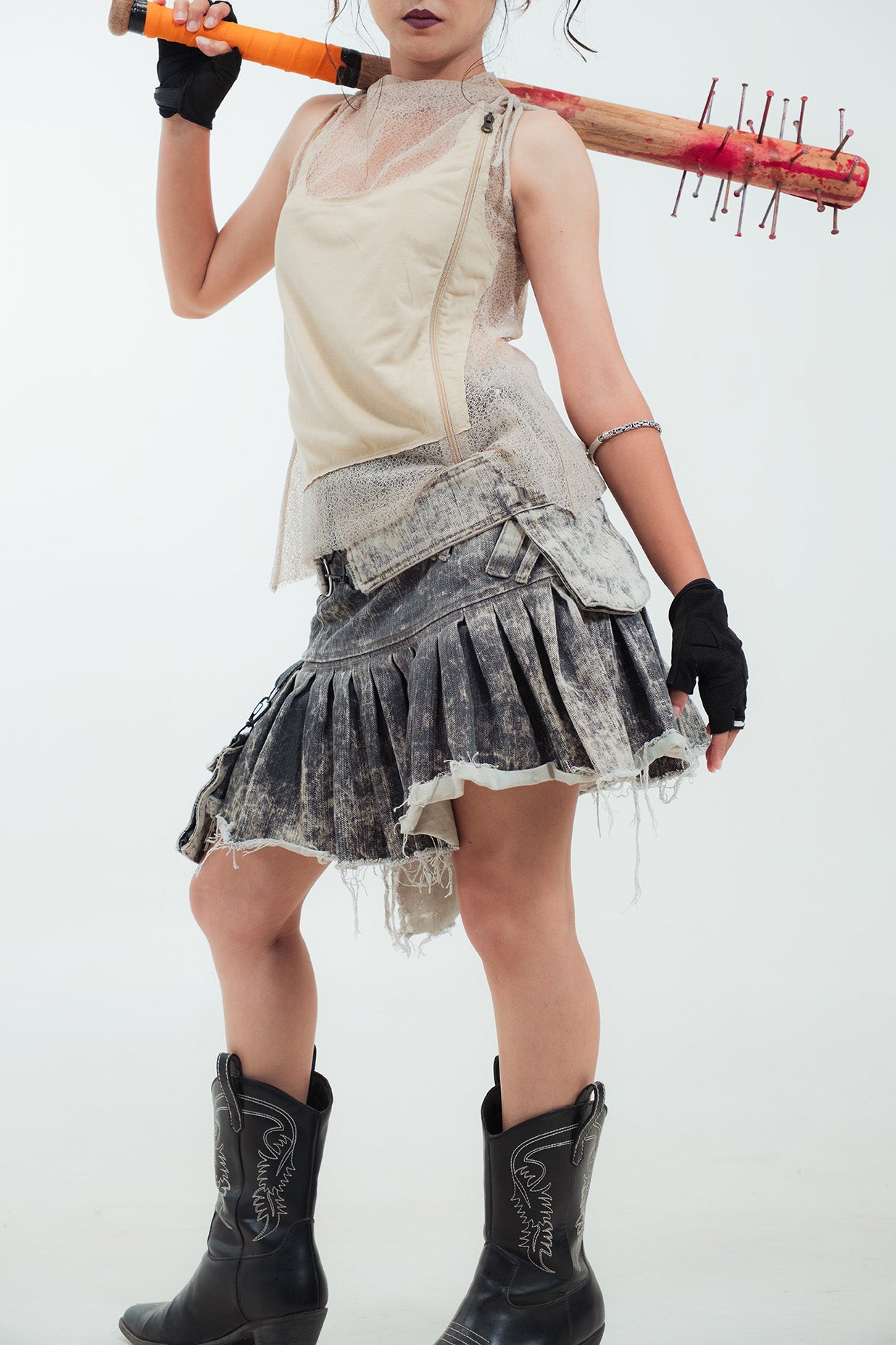 Zombitch please mini skirt