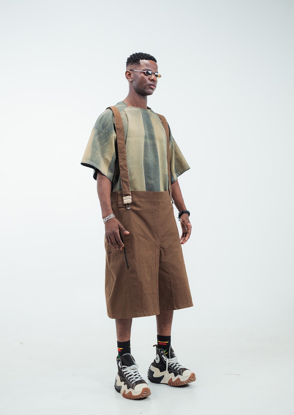 Rustfeeder suspender shorts