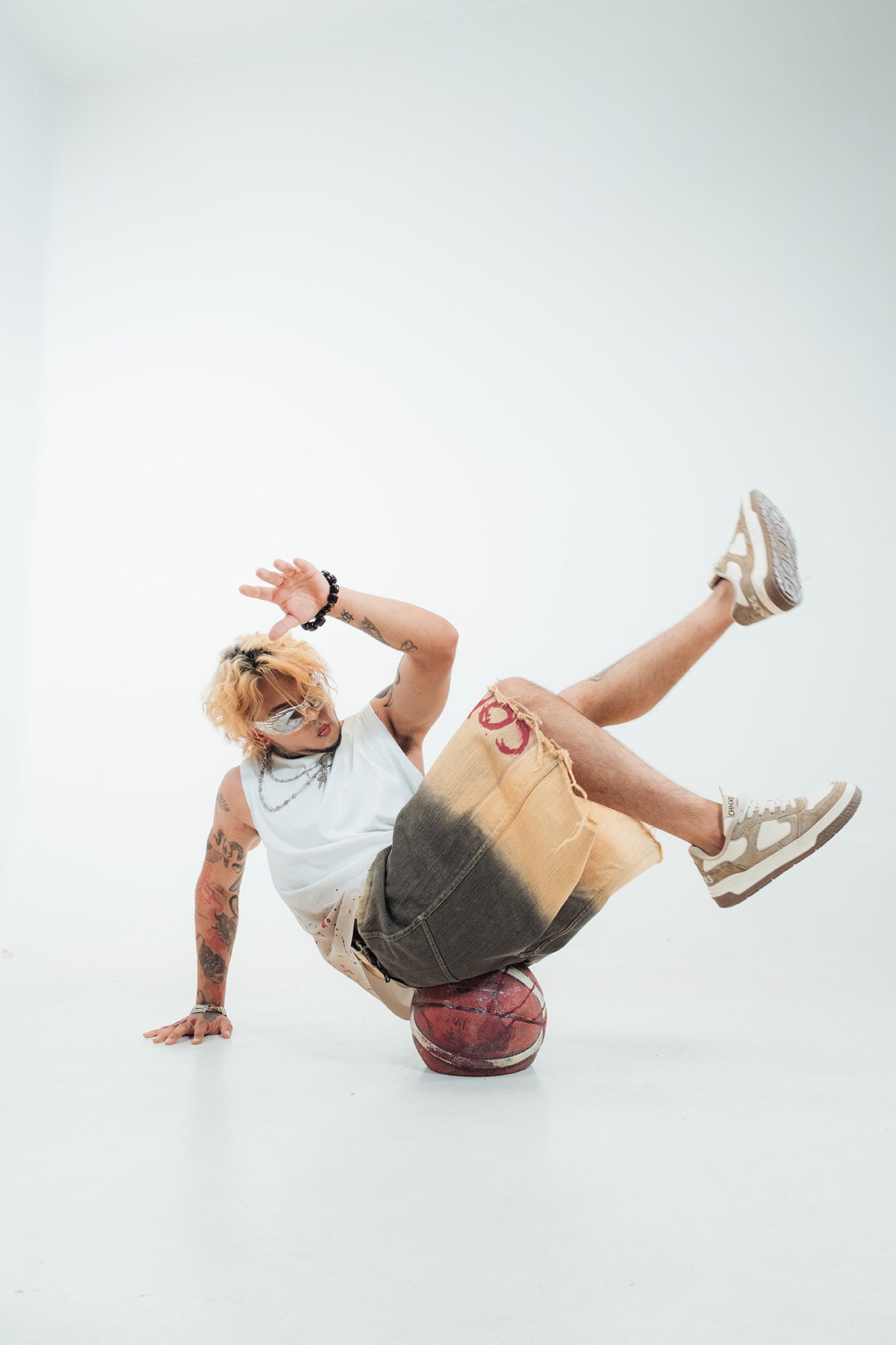 Compromized shorts
