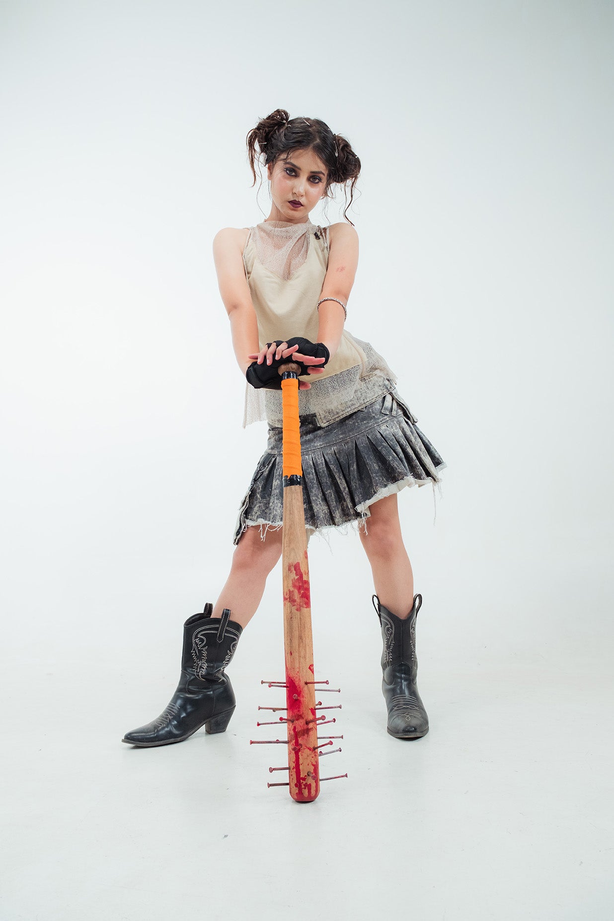 Zombitch please mini skirt
