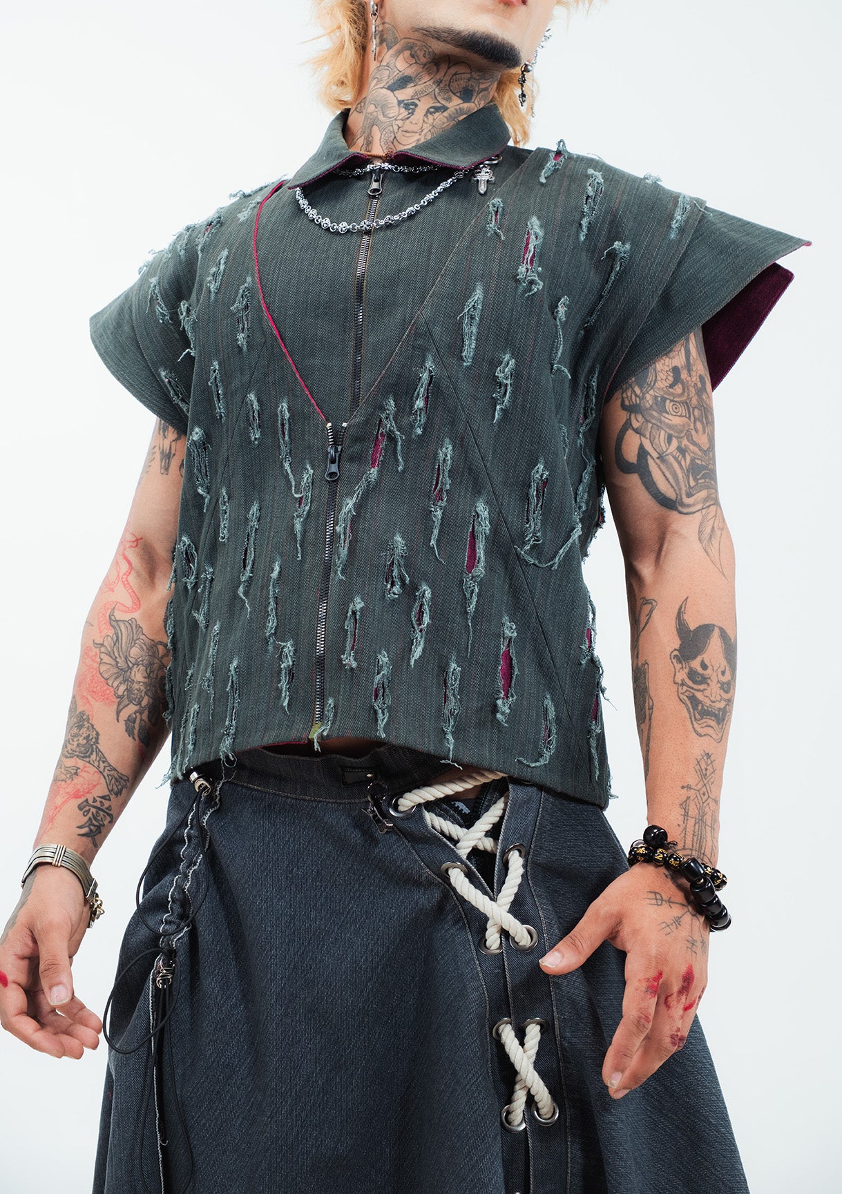 Executive Damage [Tier Z ] Vest