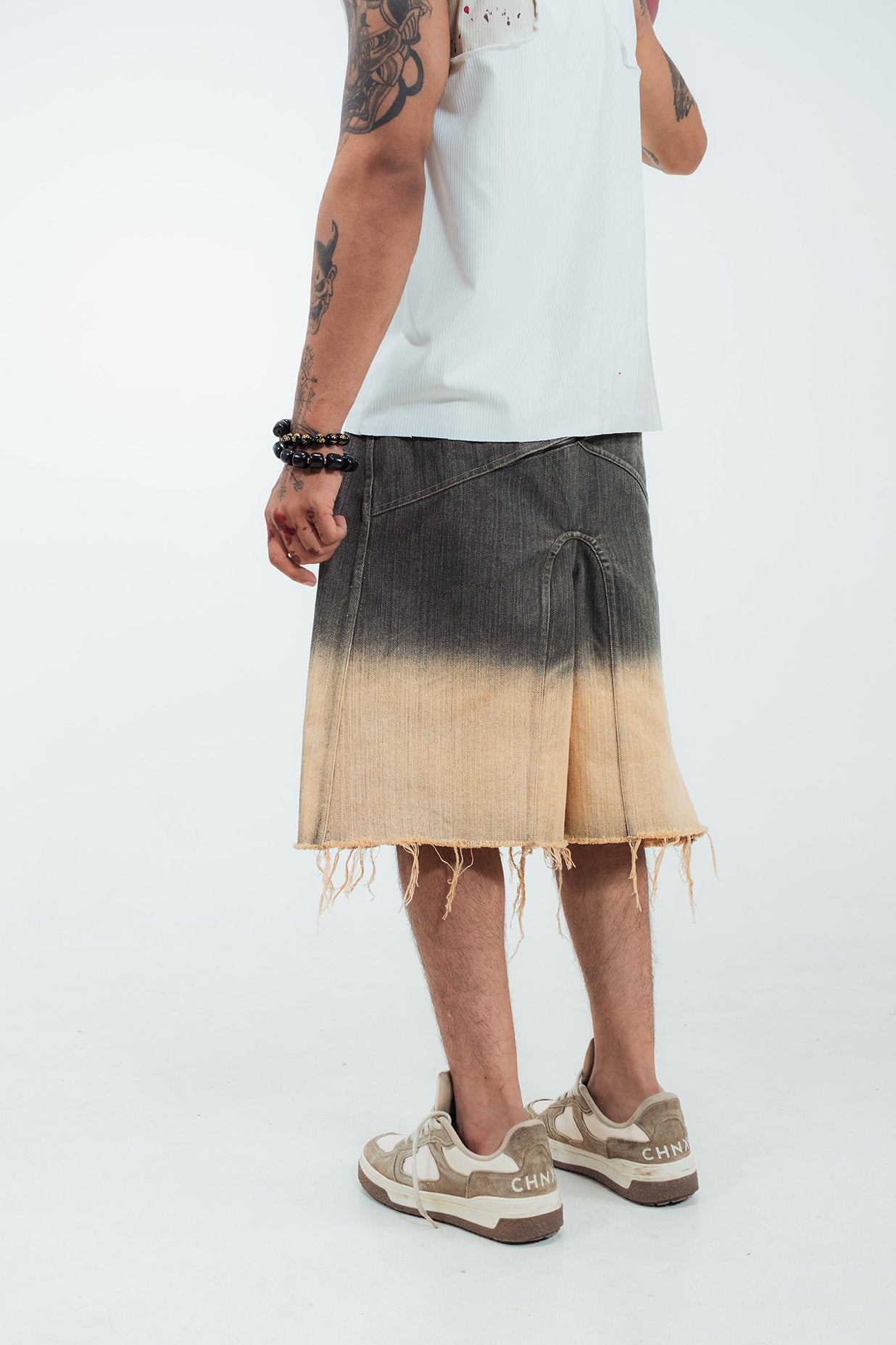 Compromized shorts