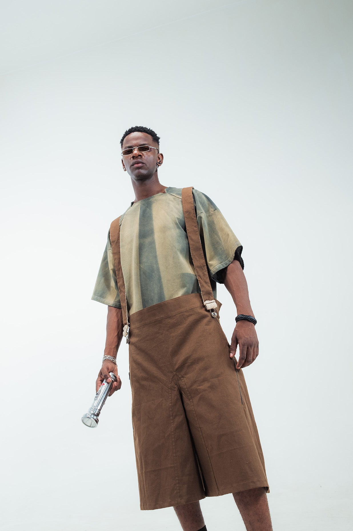 Rustfeeder suspender shorts